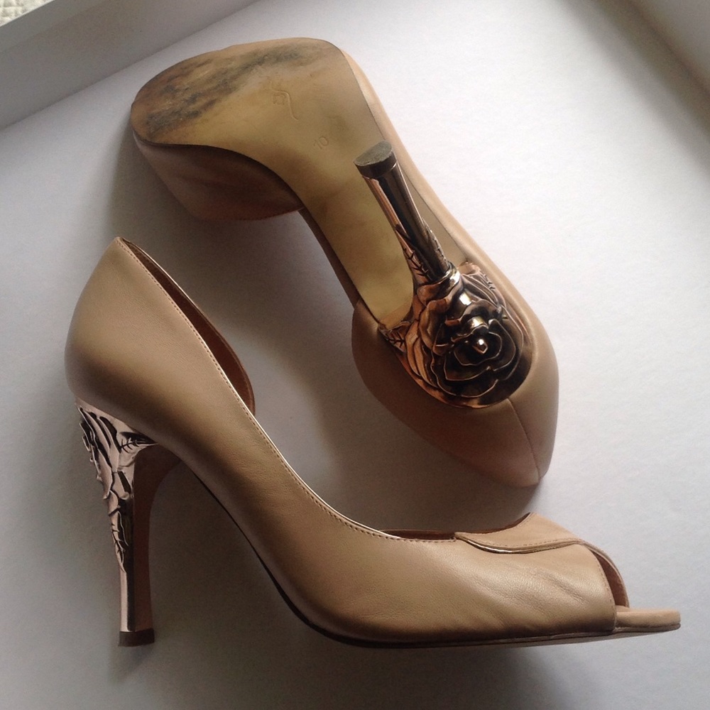 Stunning NINA Originals nude shoes, sz 10