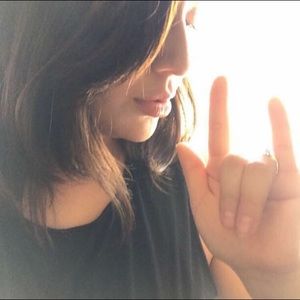 Meet your Posher, Yadira