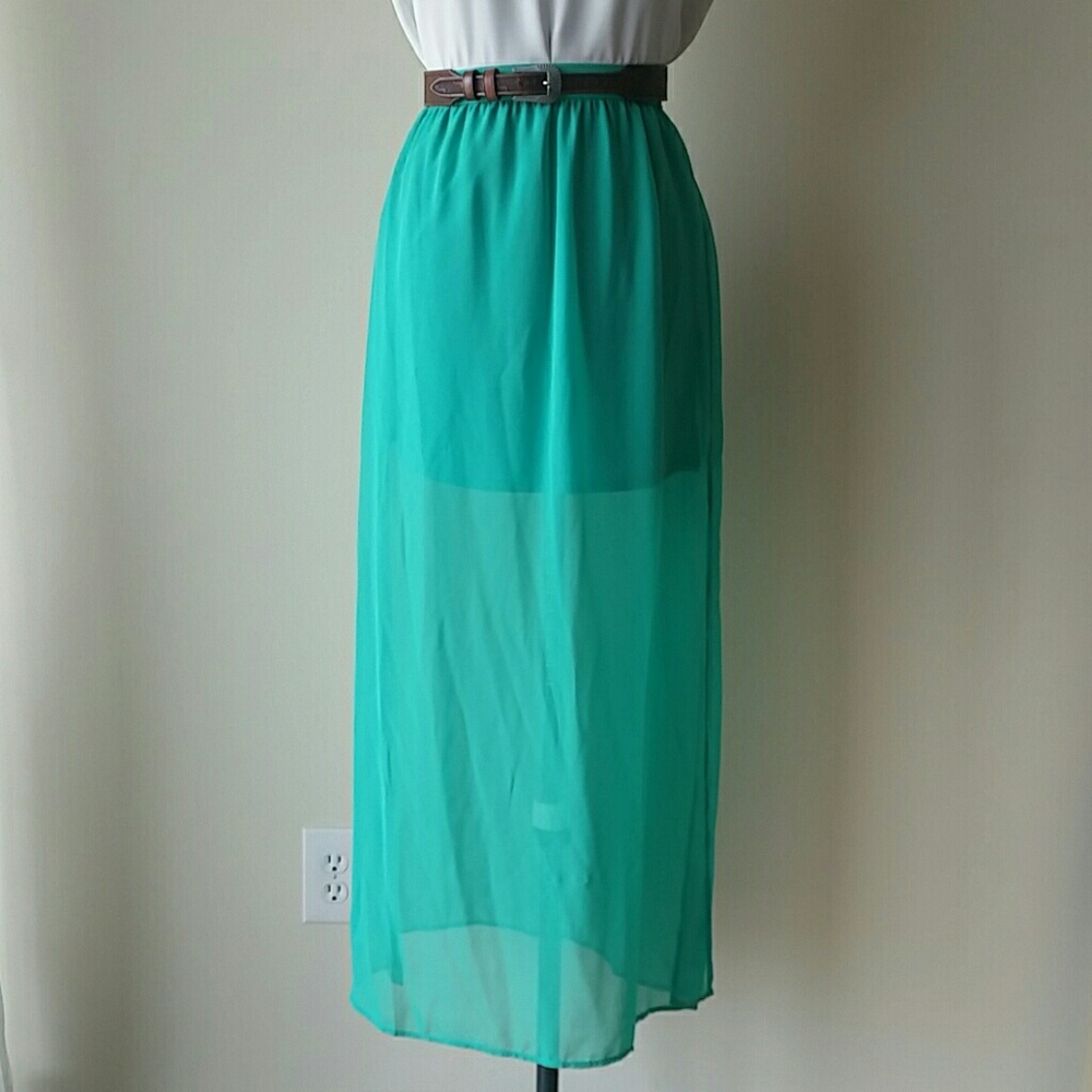 🌊 Seafoam Green Maxi Skirt