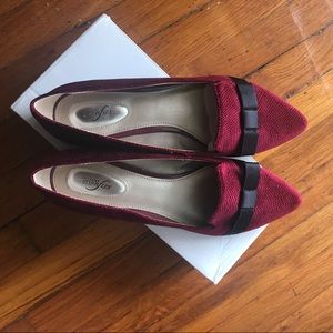 Alfani burgundy size 9.5