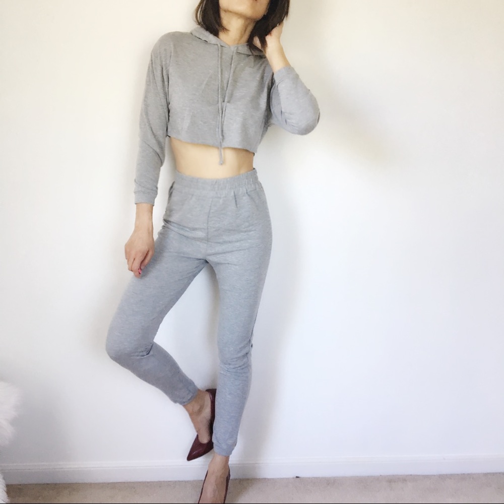 Celebrity style two piece set cropped top hoodie - Picture 2 of 4