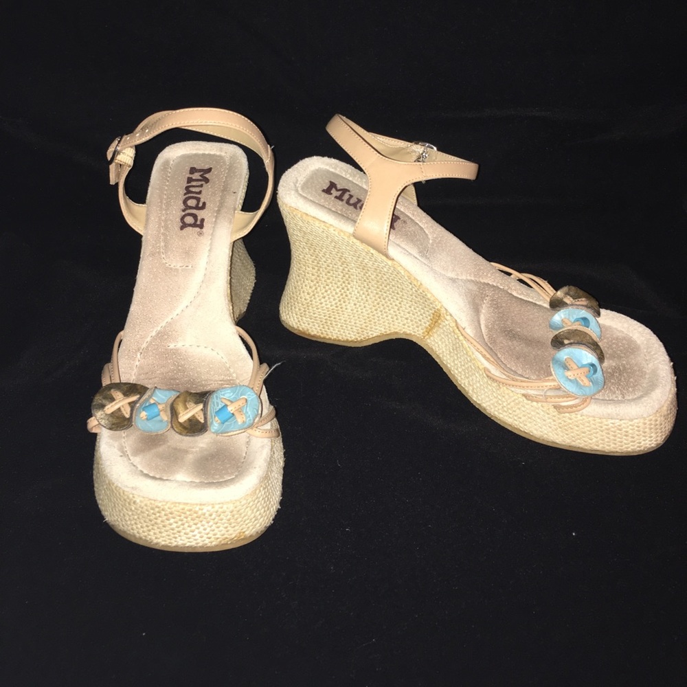 MUDD WEDGES
