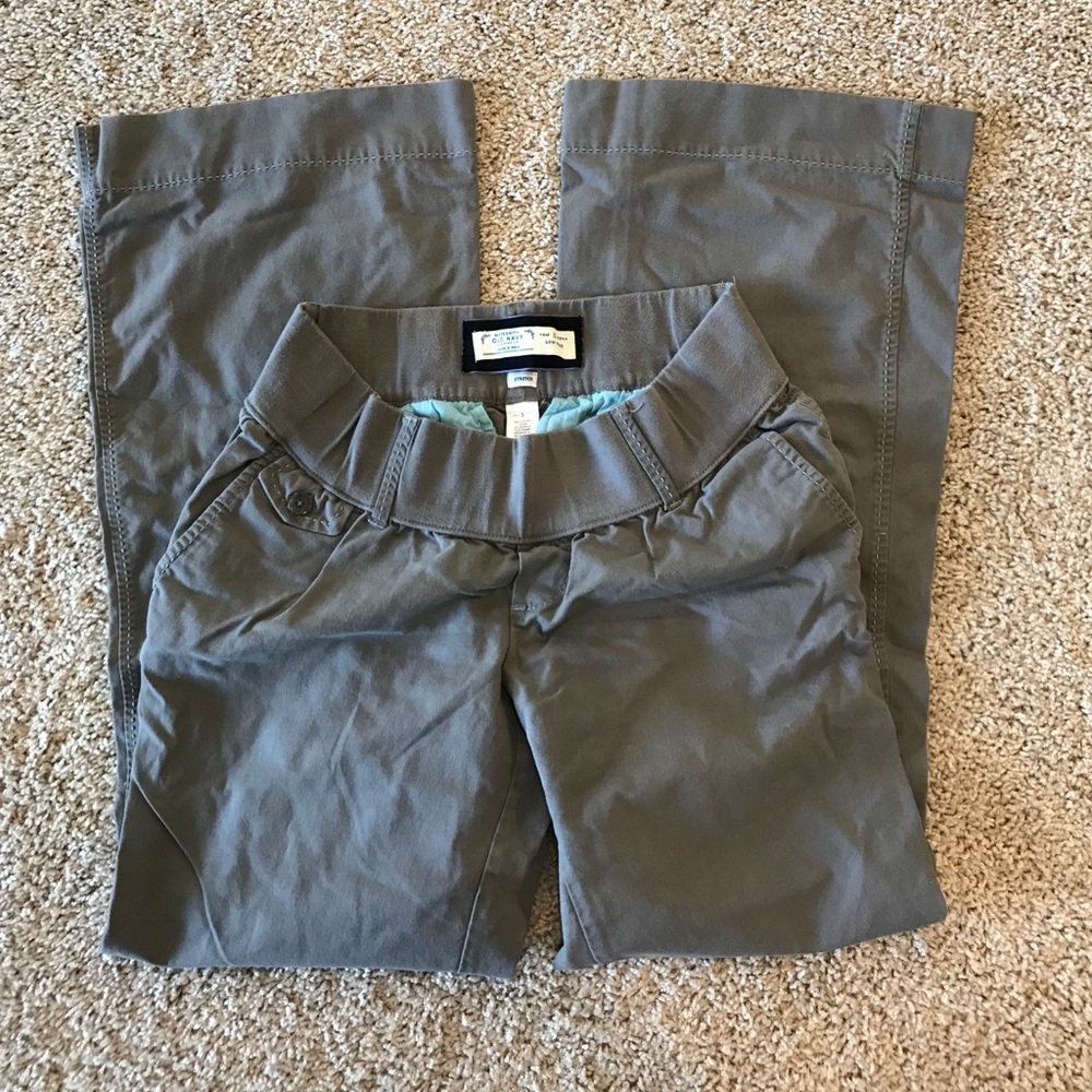 ✖️sold✖️Old Navy Maternity 🤰 trousers chinos