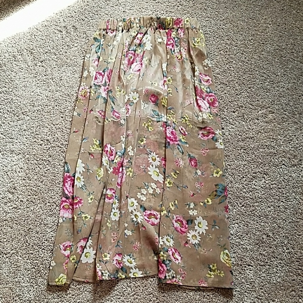Floral midi skirt