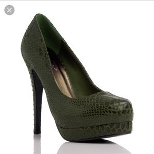 Shoedazzle Marisol Olive Green High Heel Pumps