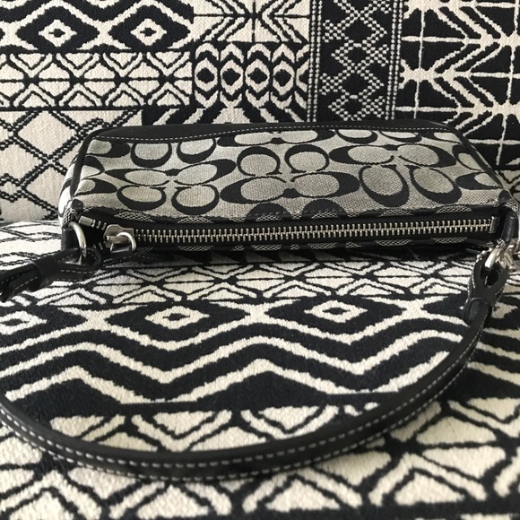 Coach Black Signature CC Logo Wristlet Handbag - Picture 3 of 6