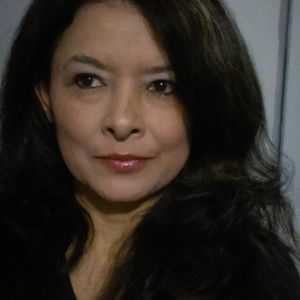 Meet your Posher, Claudia