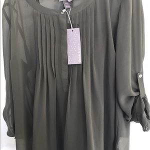 Large Maternity 3/4 blouse.