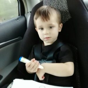 Meet your Posher, Lois