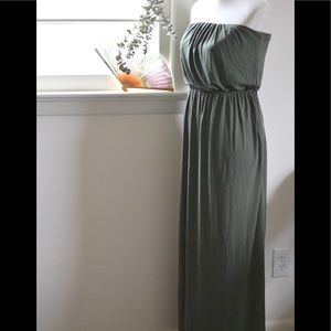 Strapless Olive Green Maxi 🌿