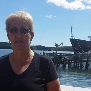 Meet your Posher, Donna