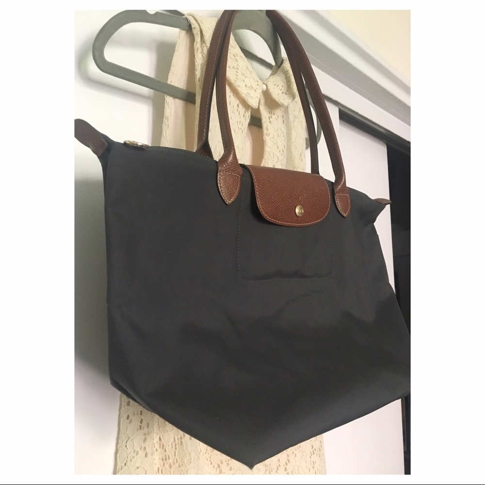 Large Longchamp Le Pliage Tote in Grey