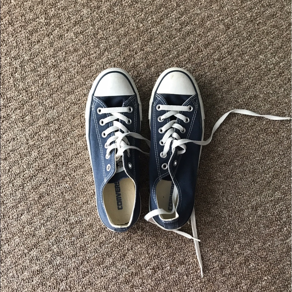 Navy Low-rise Converse