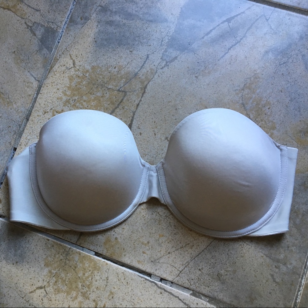 VS strapless bra