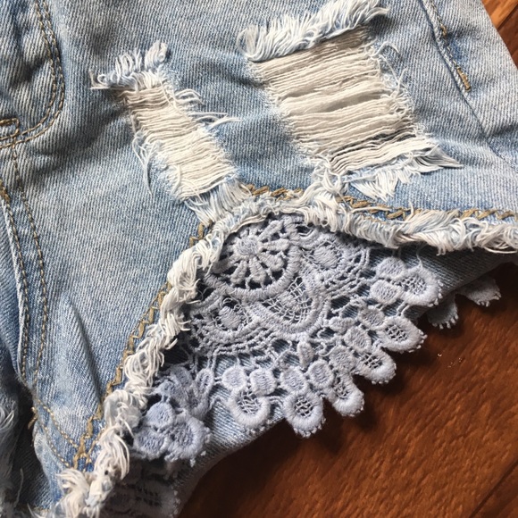 Rue21 lightly worn high waisted jean shorts - Picture 3 of 3