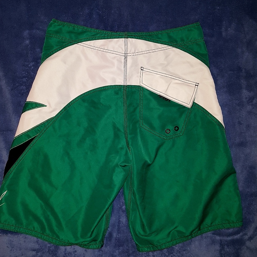 Rip Curl board shorts - Picture 3 of 4