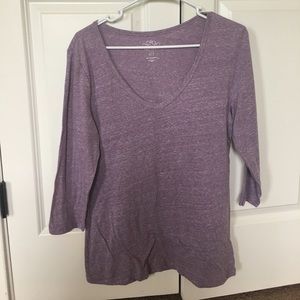Old Navy Lavender scoop neck shirt