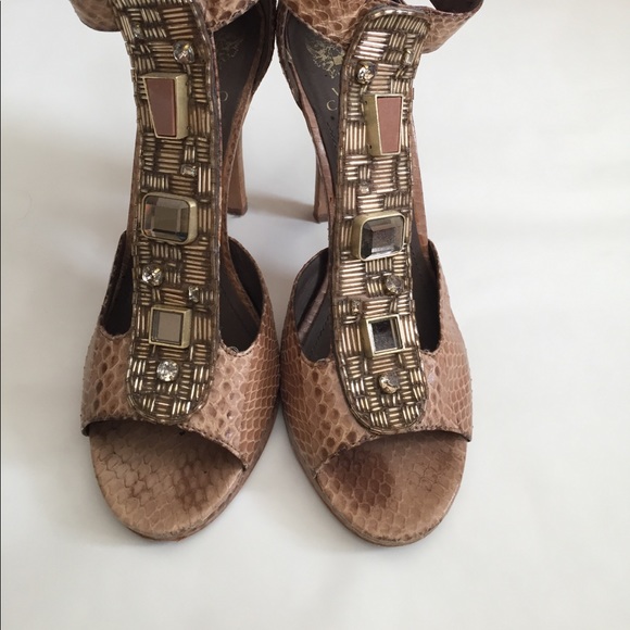 Vince Camuto nude sparkly heels - Picture 2 of 6