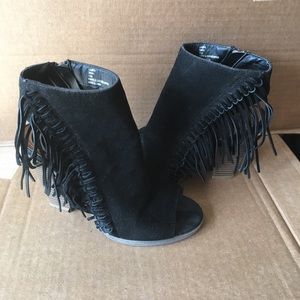 Rampage black 7 1/2