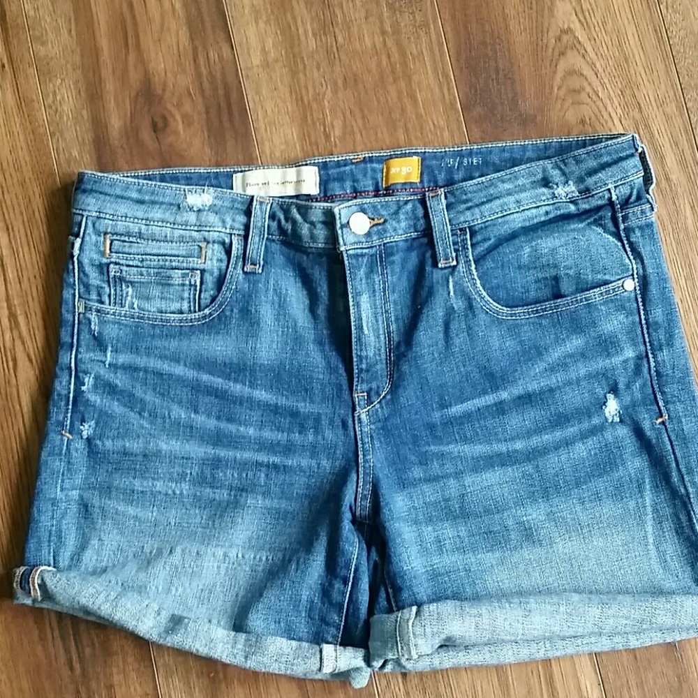 Pilcro and the letterpres  distressed shorts Sz 30