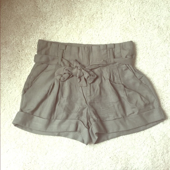 Army Green dress shorts Sz 0 - Picture 1 of 2