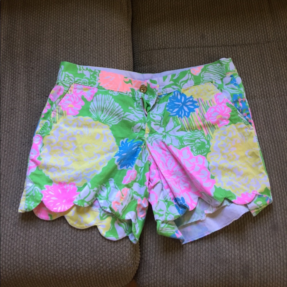 Lilly Pulitzer buttercup shorts size 00