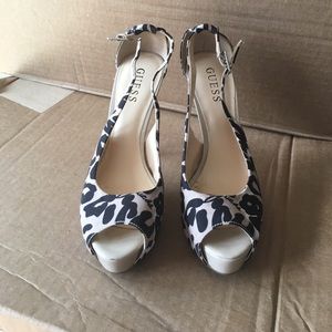 Guess size 7 excellent condition