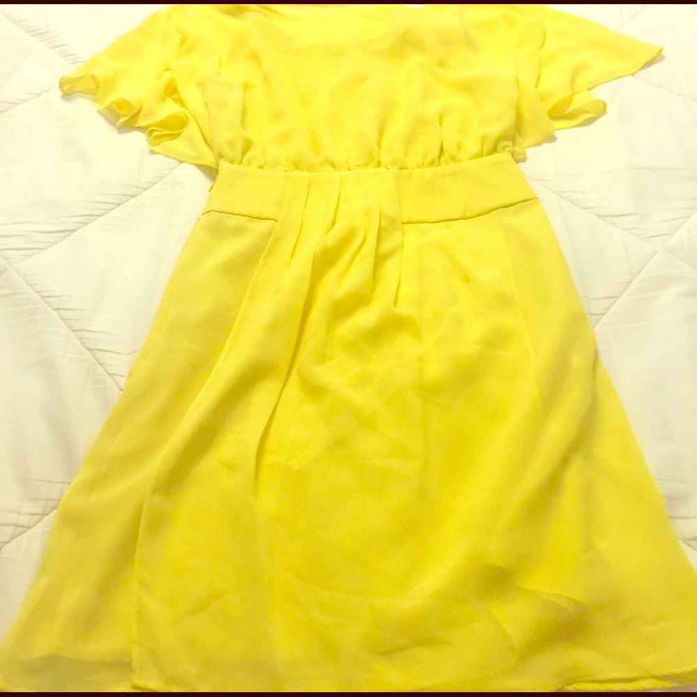 Gianni Bini Size XS Yellow Dress