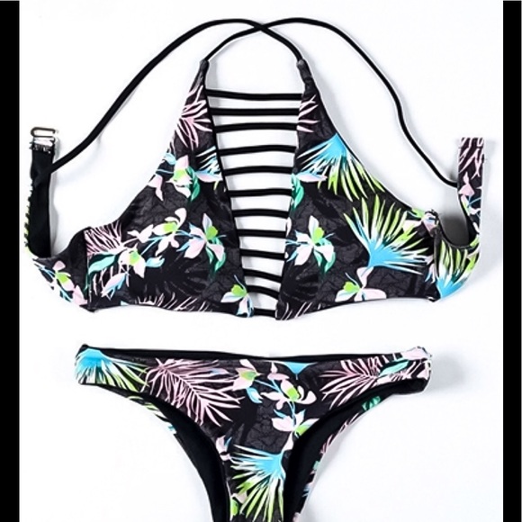 New Item-Tropical Bikini - Thin Strap Detail - Picture 6 of 7