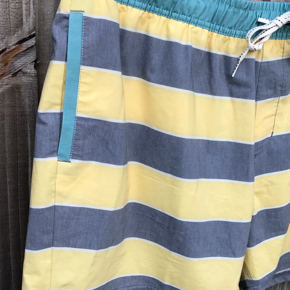 NWT Men's SPERRY Striped Swim Shorts - Picture 4 of 8