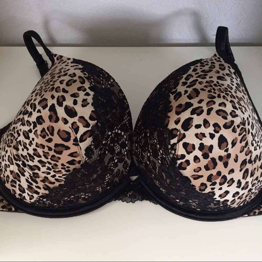 Cacique Smooth Boost Plunge Bra 38DDD