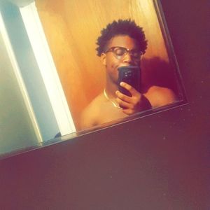 Meet your Posher, Avery