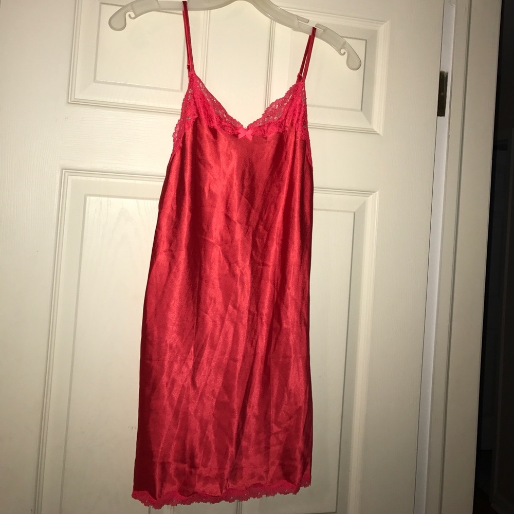 VS satin slip