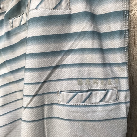 Oakley Men's FREQUENCY HYBRID SHORTS Stone Gray - Picture 8 of 8