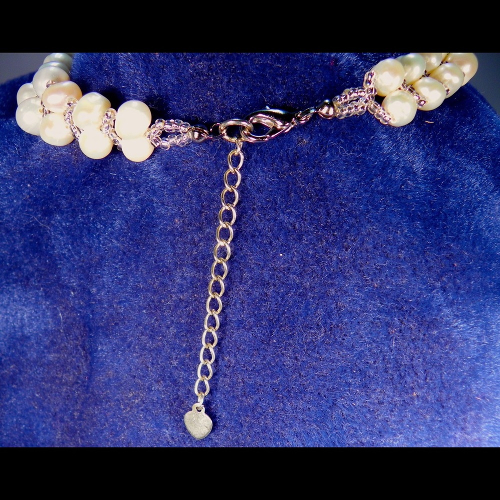 Freshwater Pearl Necklace - Picture 3 of 5