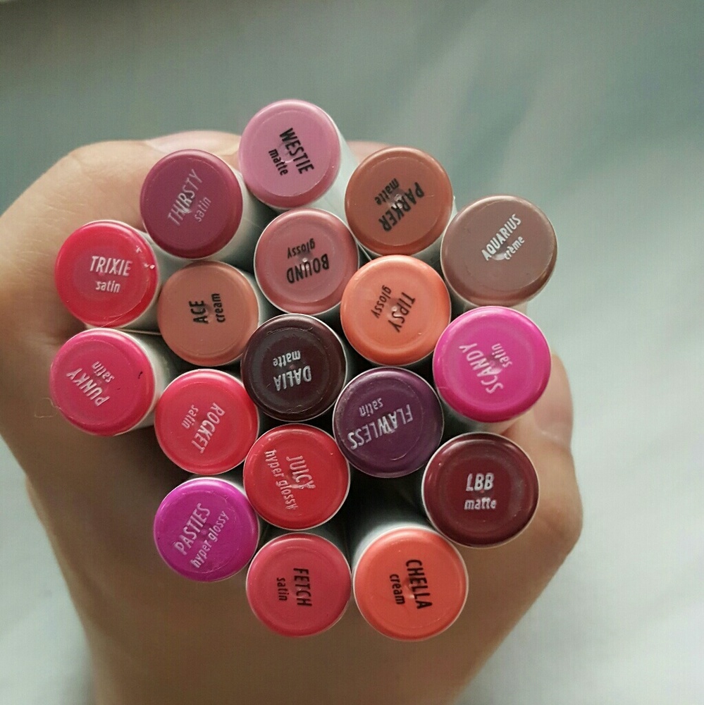 18 colourpop lippie stix