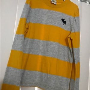 Abercrombie small boys long sleeve