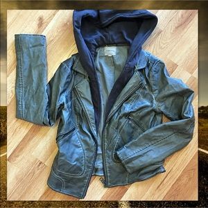 🆕UO Silence + Noise Jacket w/ Removable Hood🆕