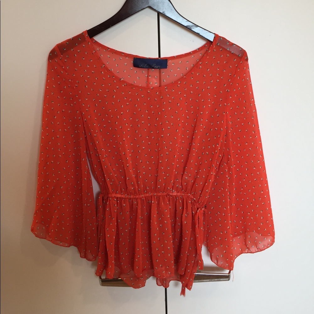 Francesca's flowy top