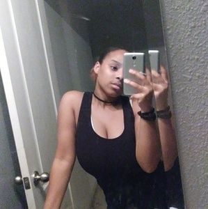 Meet your Posher, Ciara