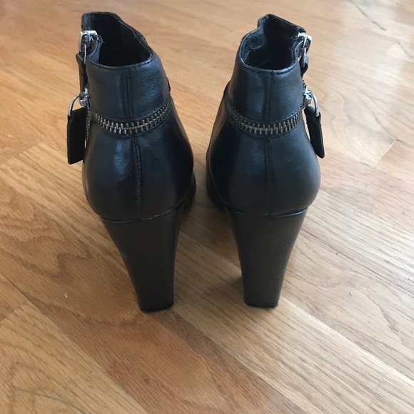 Aldo black leather ankle boots - Picture 4 of 5