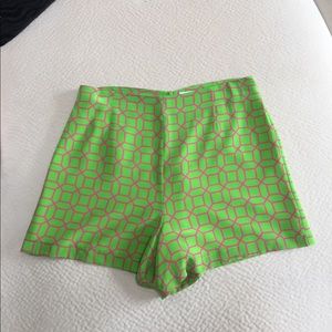 High waisted silk patterned shorts