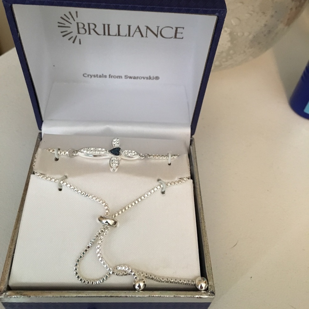 NWT swarvorski cross bracelet
