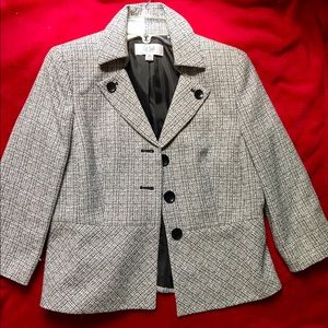 Le Suit size 10 skirt and jacket