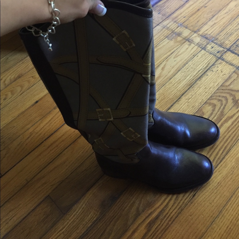 Tory burch boots sz 6