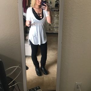 Distressed white lose fitted tshirt