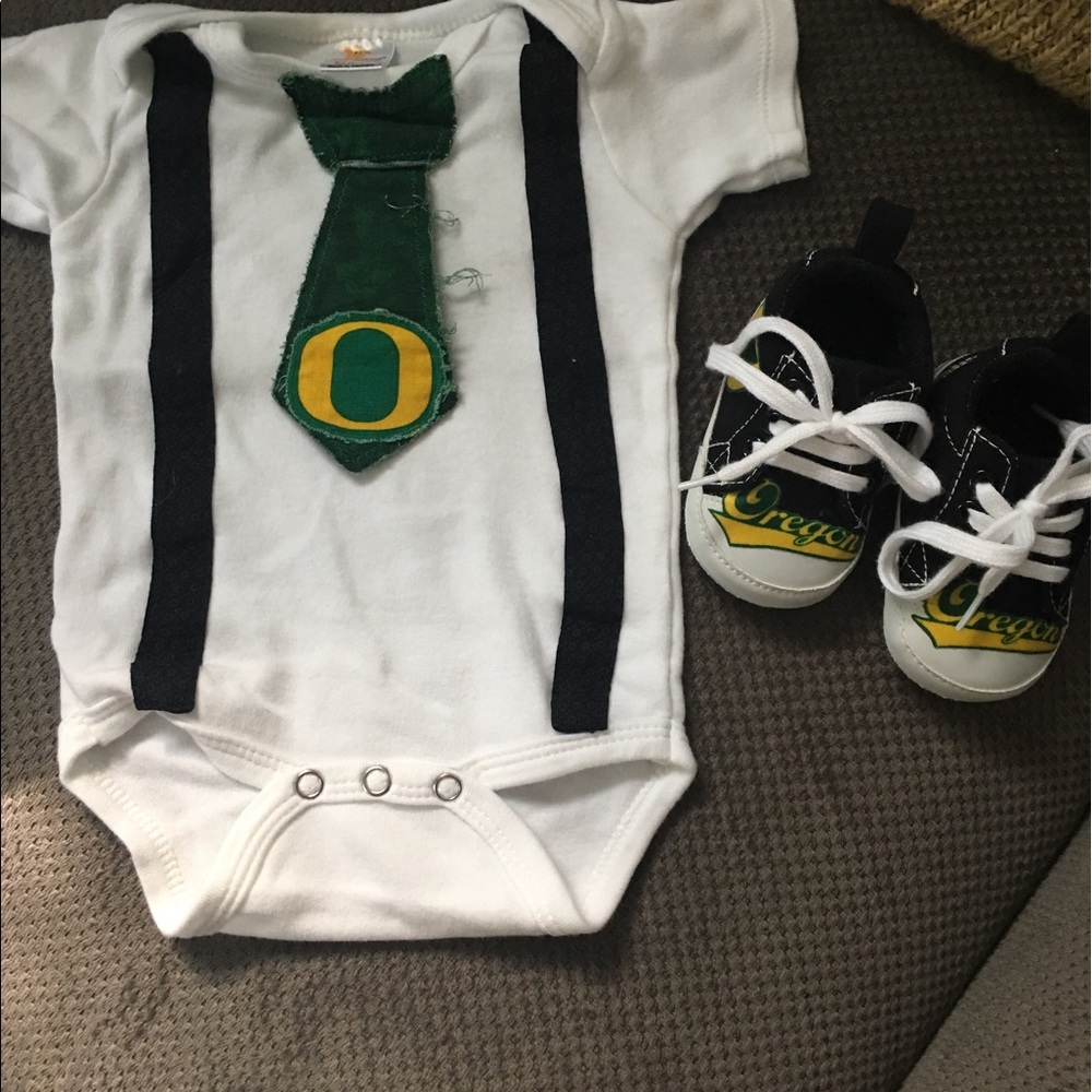 OREGON Onesie and Shoes
