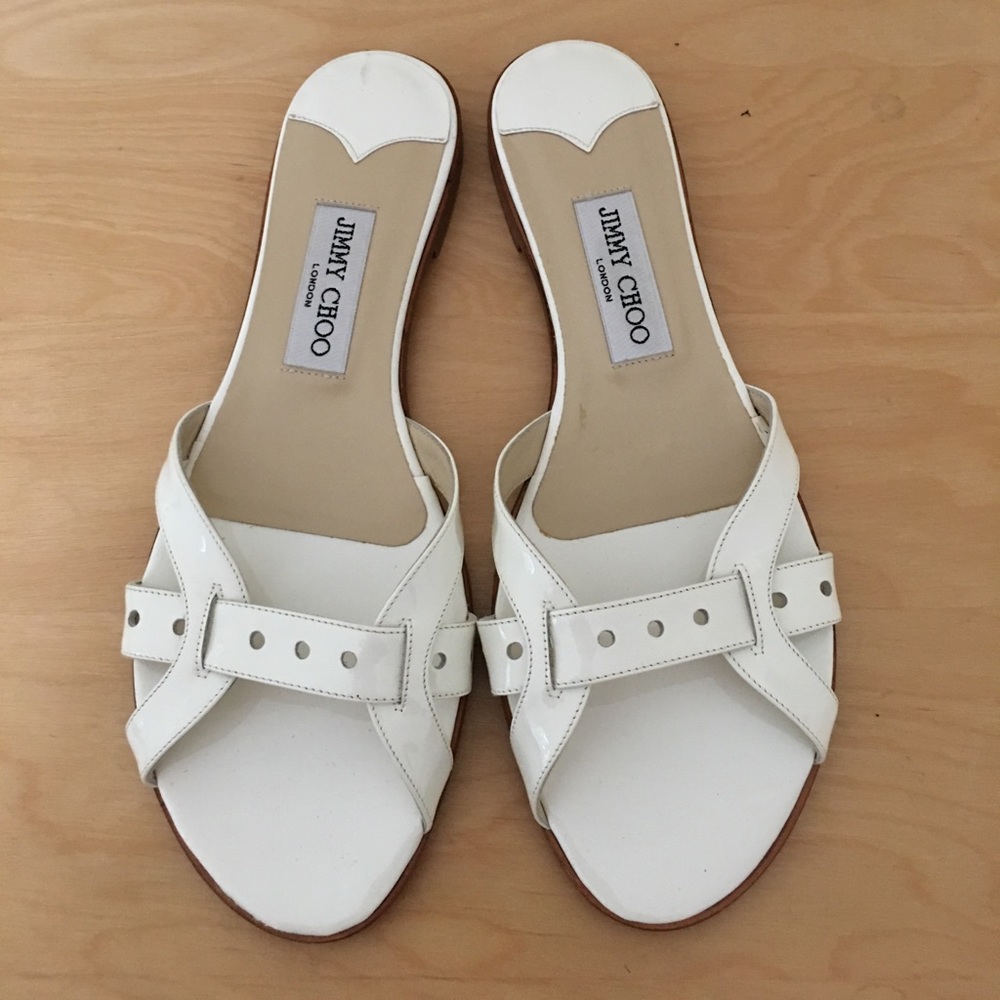 💯Authentic Jimmy Choo White Flat Sandals