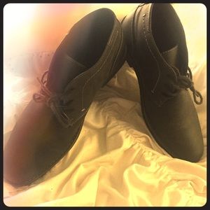 Men's 12M Sonoma Grey Leather shoes