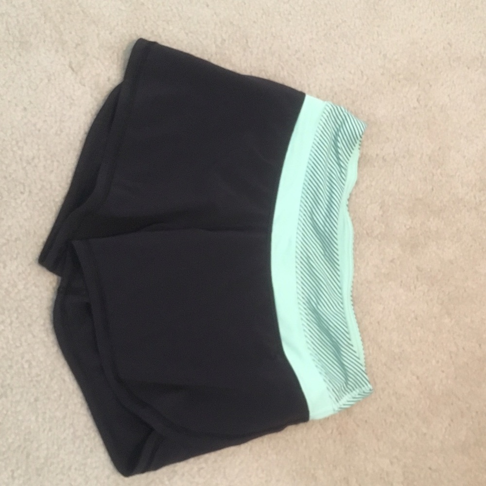 Lululemon shorts size 2